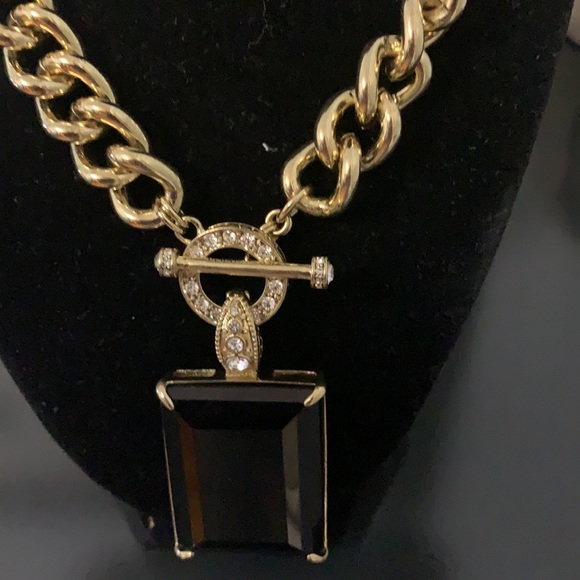 Brand new Heidi daus necklace